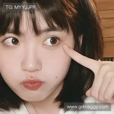 万桢翼